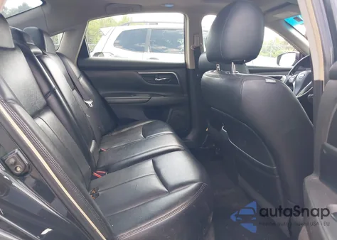 2013 Nissan Altima 2.5 Sv z USA, uszkodzony, nr VIN 1N4AL3AP3DC168704